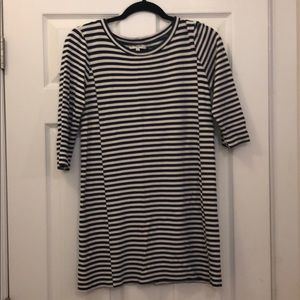 Classic navy and white striped Madewell dress